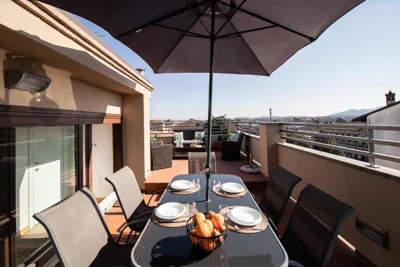 Rooftop Delight with Terrace – 사진 8